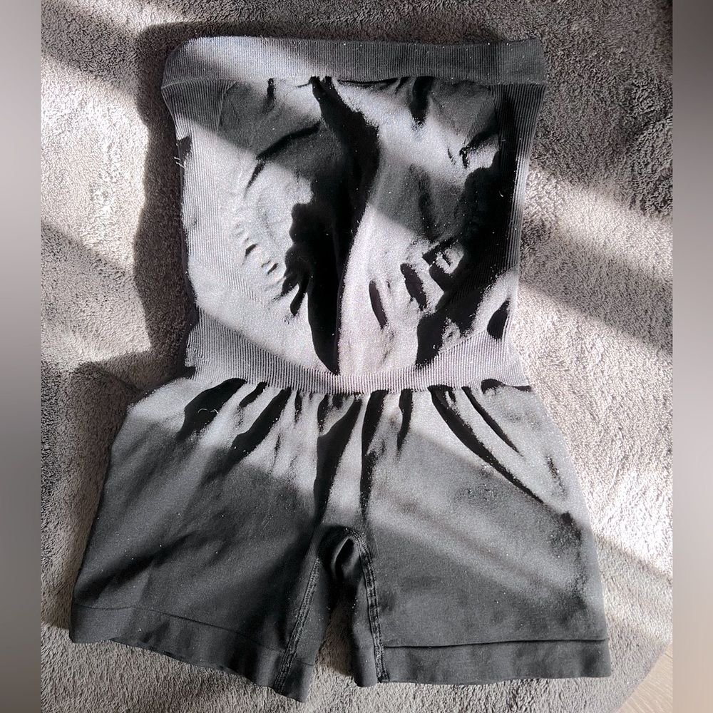 Blanqi maternity girl short black small